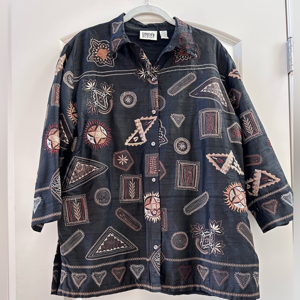 Vintage Chicos 100% Silk Fully Embroidered Jacket. Size 2. 80’s. Artsy.